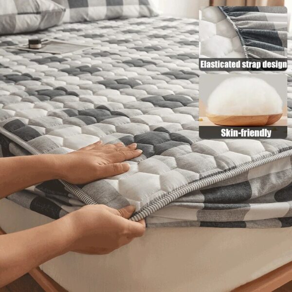 Gingham Bed Sheets - Thick and Breathable Fitted Sheet with Elastic Band, Linen Texture, for Single/Double Bed, Quilted Filling, Available in 18 Sizes - Image 2