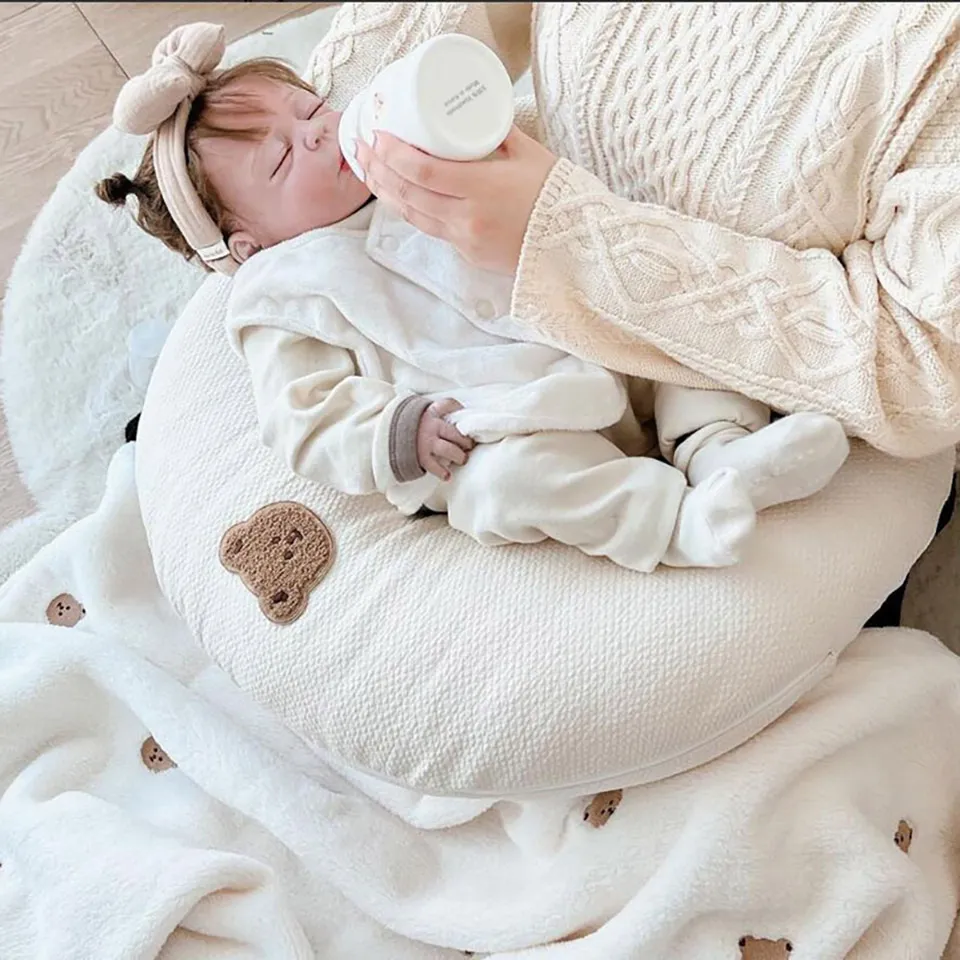 Moon-Shaped Kids Body Pillow with Detachable Sleeping Headrest - Adorable Bear Design for Newborns and Children
